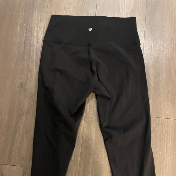 Lululemon Cropped Leggings - Picture 2 of 2
